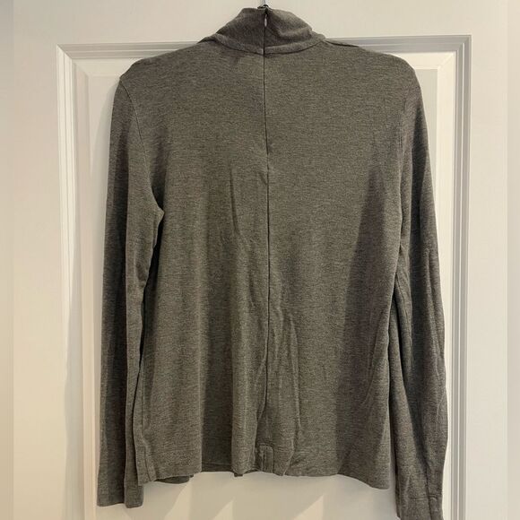 Akris Punto Gray Viscose Long Sleeve Mock Turtleneck Top Sz. 12 - Picture 10 of 10